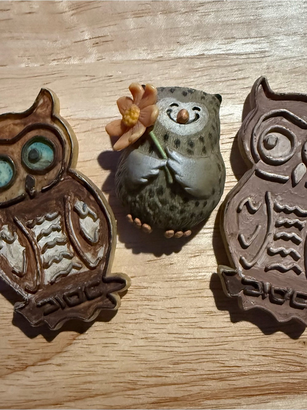 3 vintage owl fridge magnets- super cute old